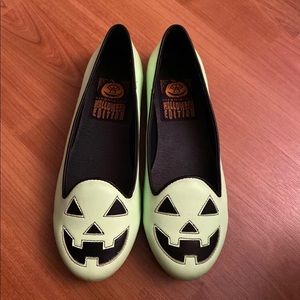 SOLD -Strange Cvlt Jack o Lantern Glow Flats